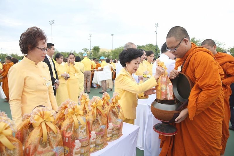 กลุ่มเซ็นทรัล เชิญชมนิทรรศการเฉลิมพระเกียรติ ชุด “เฉลิมพระชนม์ฉลองชัย”