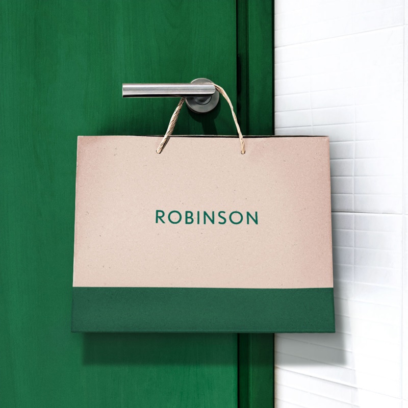 Central and Robinson Department Stores deliver an omnichannel service  ‘Central & Robinson With You during Covid-19’ with 4 core strategies to help take care of the customers during the new wave of COVID-19 outbreaks