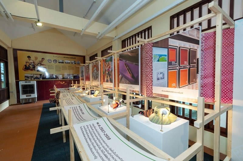 "Central Tham'' makes progress toward its mission in Trang. Carries on ancient textiles to develop a community-based tourism model, supports education, and creates jobs for people with disabilities. Aims to generate income for the community