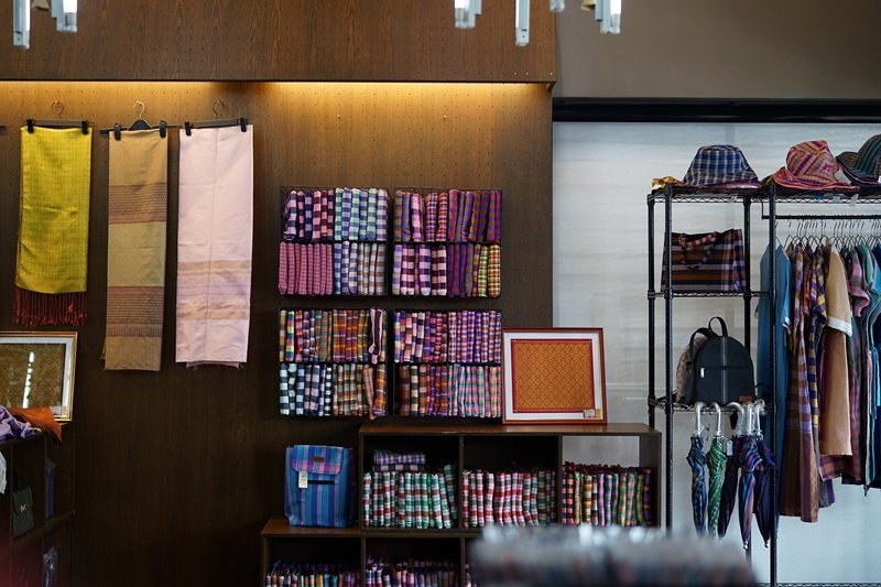 "Central Tham'' makes progress toward its mission in Trang. Carries on ancient textiles to develop a community-based tourism model, supports education, and creates jobs for people with disabilities. Aims to generate income for the community