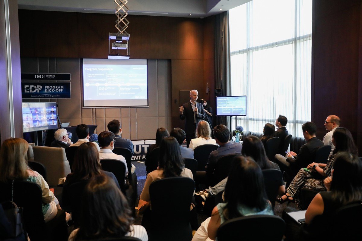 Decode Central Group's "People" development strategy to "Cope" with the changing world