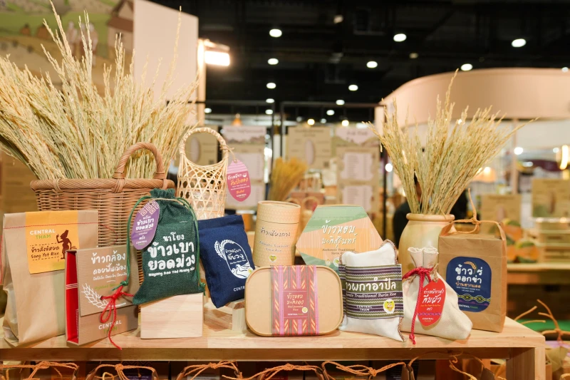 "Central Tham" brings rice straight from fields to your hands, with 11 of the greatest rice varieties from 9 communities in more than 7 provinces across the country