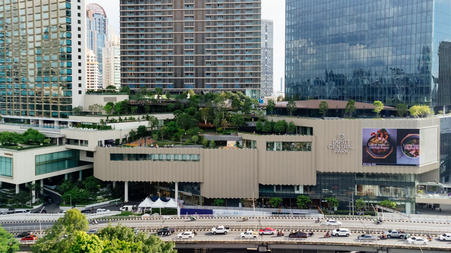 ที่สุดของกรุงเทพฯ เปิดแล้ว Central Park แลนด์มาร์กระดับโลกแห่งใหม่ ยกระดับทุกมิติไลฟ์สไตล์คนเมืองผสานธรรมชาติอย่างสมบูรณ์แบบ