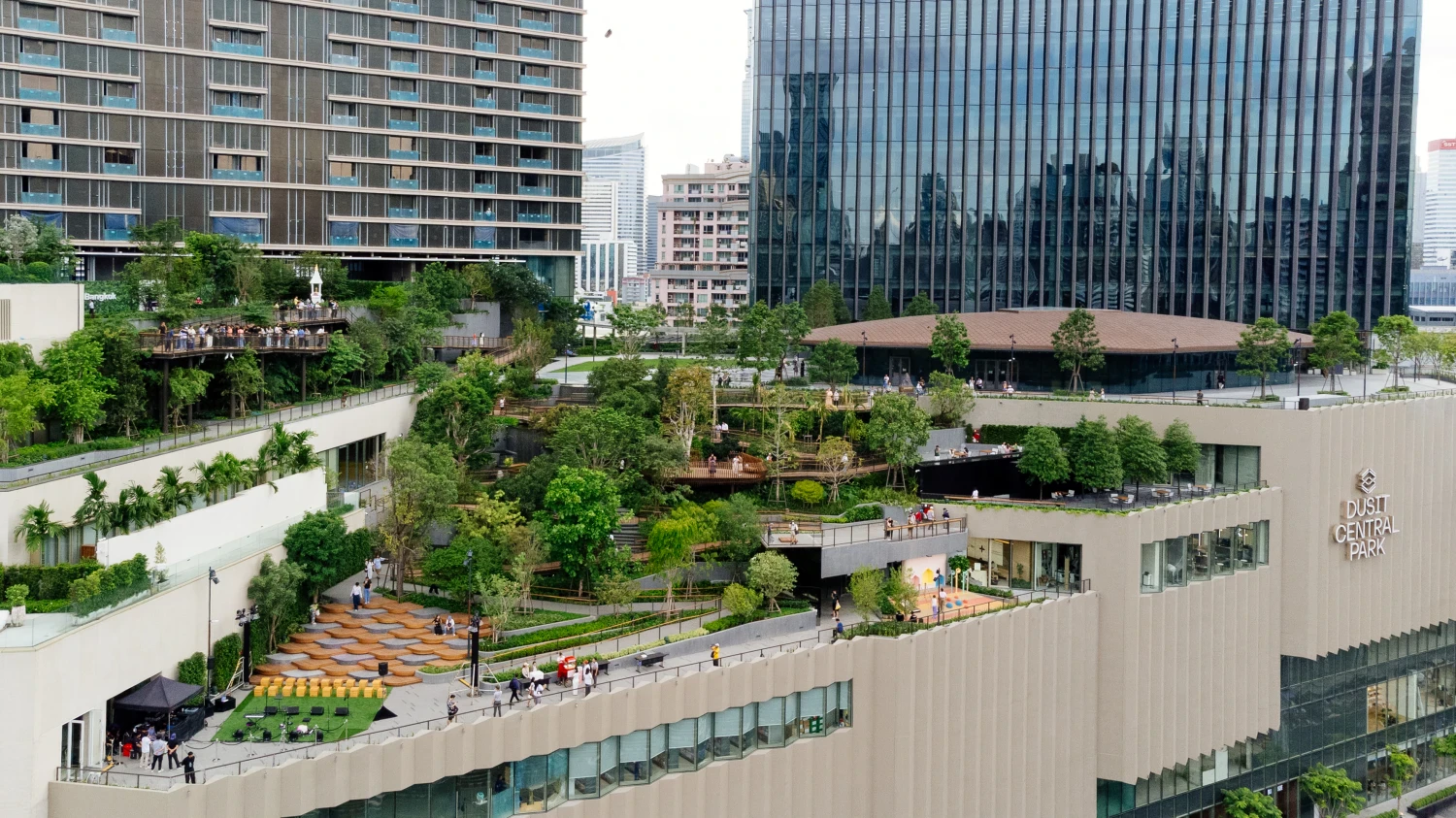 ที่สุดของกรุงเทพฯ เปิดแล้ว Central Park แลนด์มาร์กระดับโลกแห่งใหม่ ยกระดับทุกมิติไลฟ์สไตล์คนเมืองผสานธรรมชาติอย่างสมบูรณ์แบบ