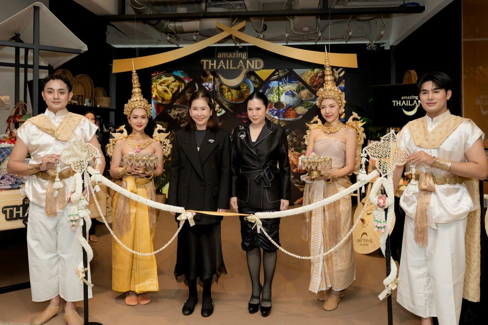 กลุ่มเซ็นทรัล ผนึกกำลัง ททท. นำเสนอเอกลักษณ์ไทย  ณ ห้างสรรพสินค้าคาเดเว กรุงเบอร์ลิน พร้อมต่อยอดความร่วมมือในยุโรปและเอเชีย