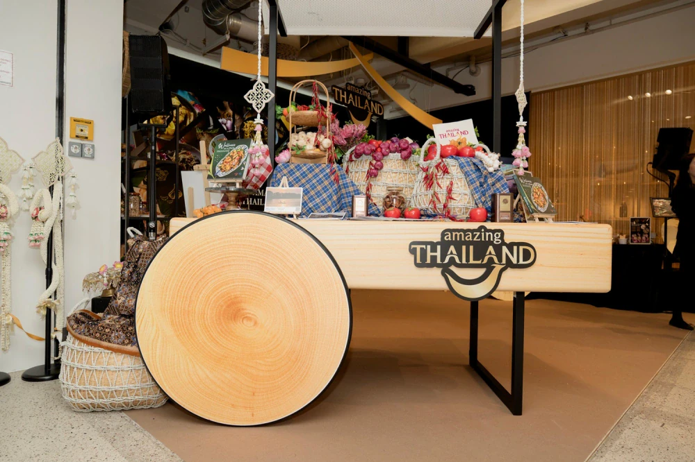 กลุ่มเซ็นทรัล ผนึกกำลัง ททท. นำเสนอเอกลักษณ์ไทย  ณ ห้างสรรพสินค้าคาเดเว กรุงเบอร์ลิน พร้อมต่อยอดความร่วมมือในยุโรปและเอเชีย